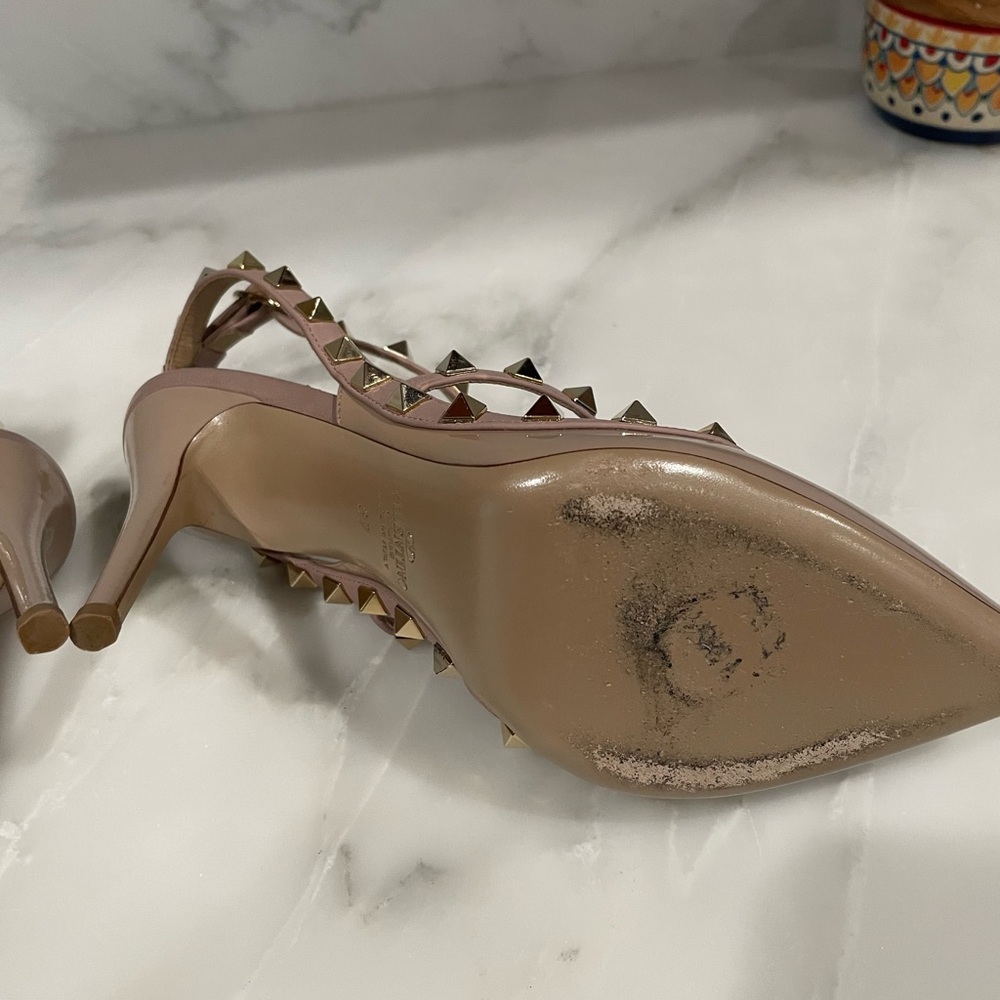 Valentino Garavani Rockstud Patent Leather Pointed Toe Pumps in Blush Pink - Picture 4 of 13